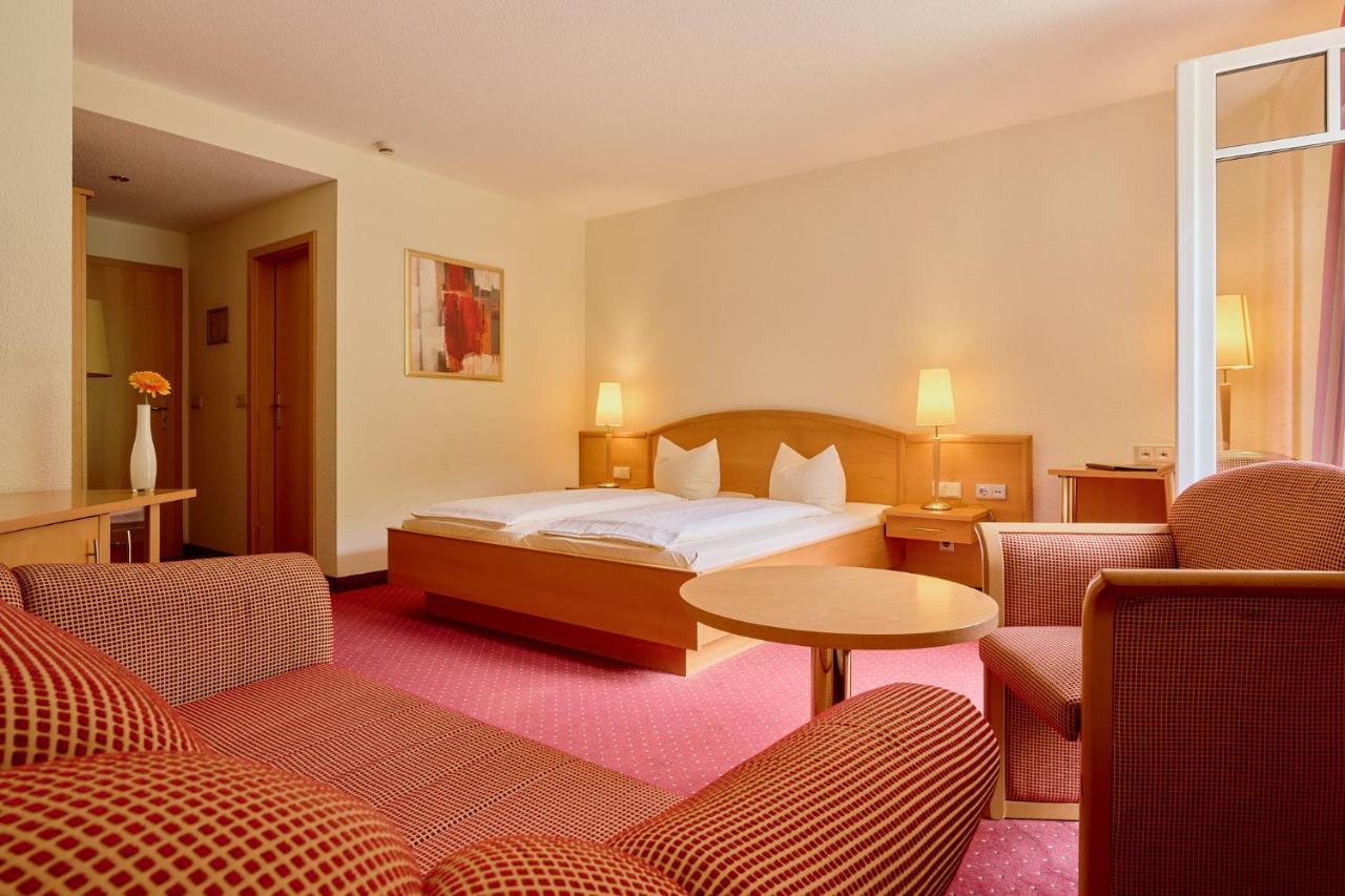 Waldhotel Forsthaus Hainholz Pritzwalk Bagian luar foto